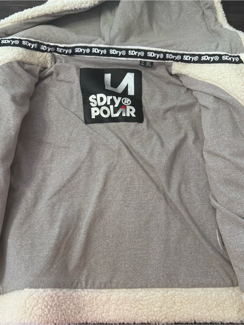 Superdry Cream Sherpa Zip-Up Hoodie with Red Chevron - Picture 2 of 4